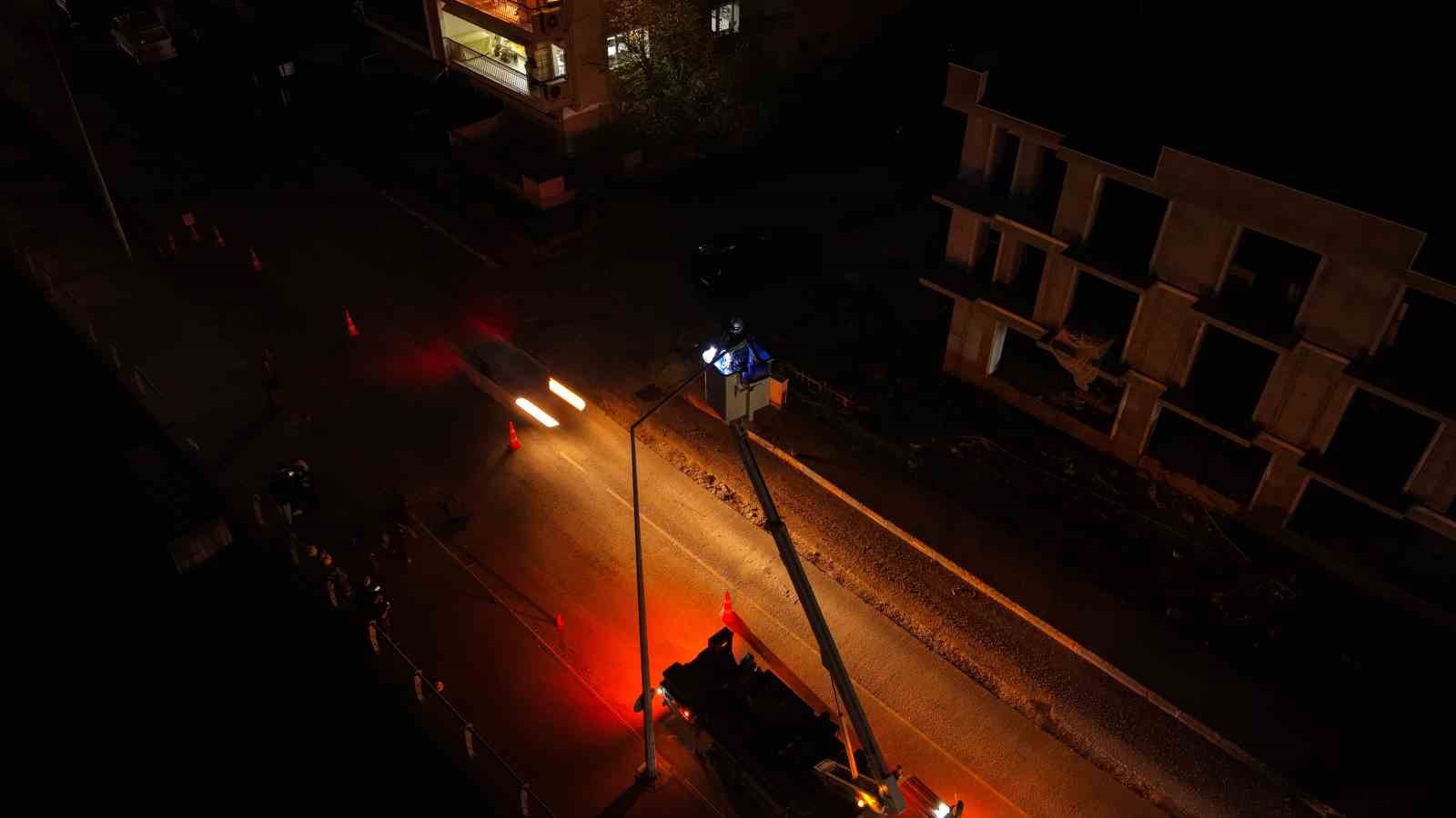 Gdz Elektrik’ten 64 milyar liralık teknoloji odaklı yatırım hamlesi
