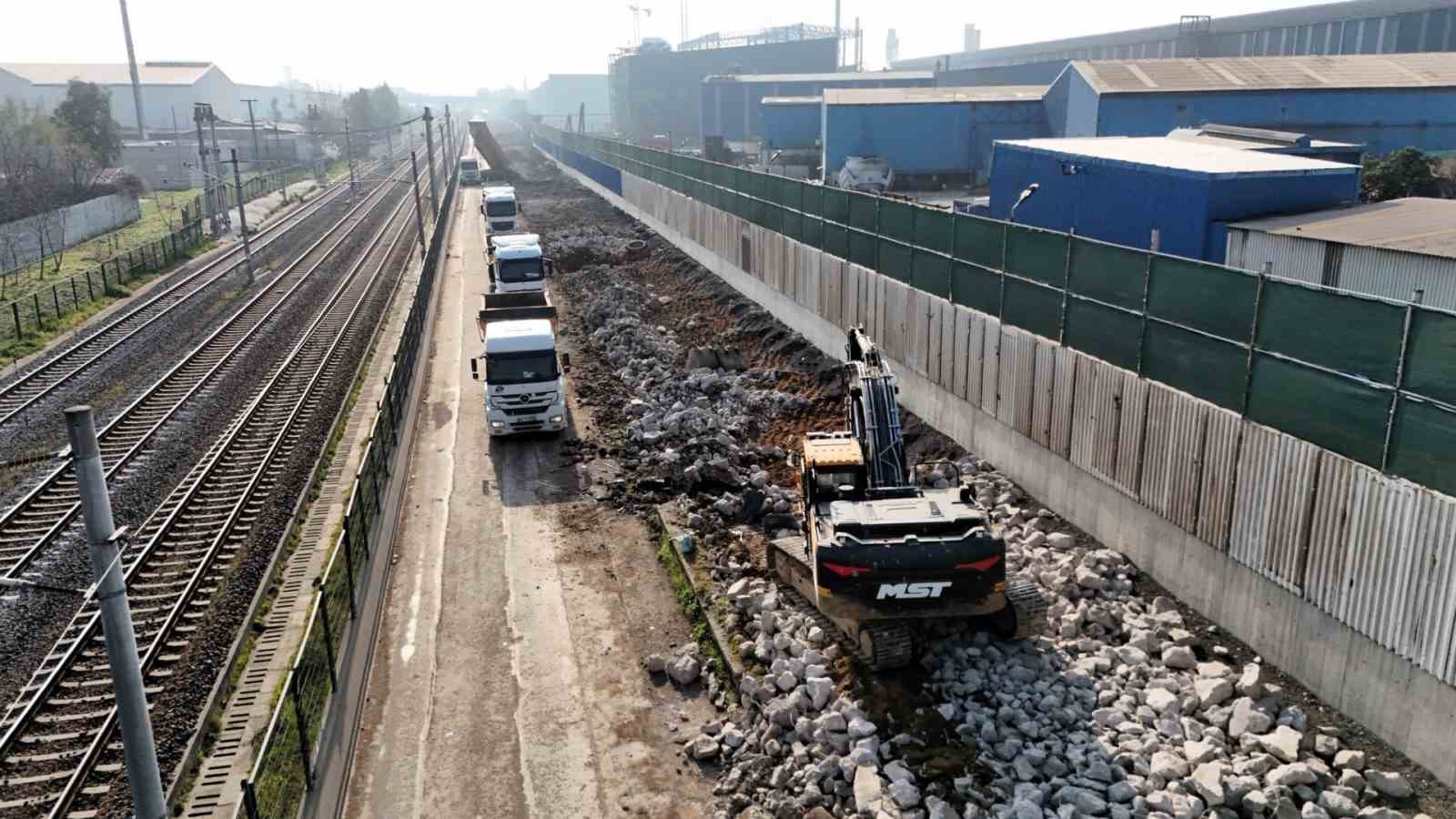 Gebze bölgesinin trafik yükünü hafifletecek projenin ihalesi 5 Mayıs’ta
Gebze bölgesinin trafik yükünü hafifletecek projenin ihalesi 5 Mayıs’ta