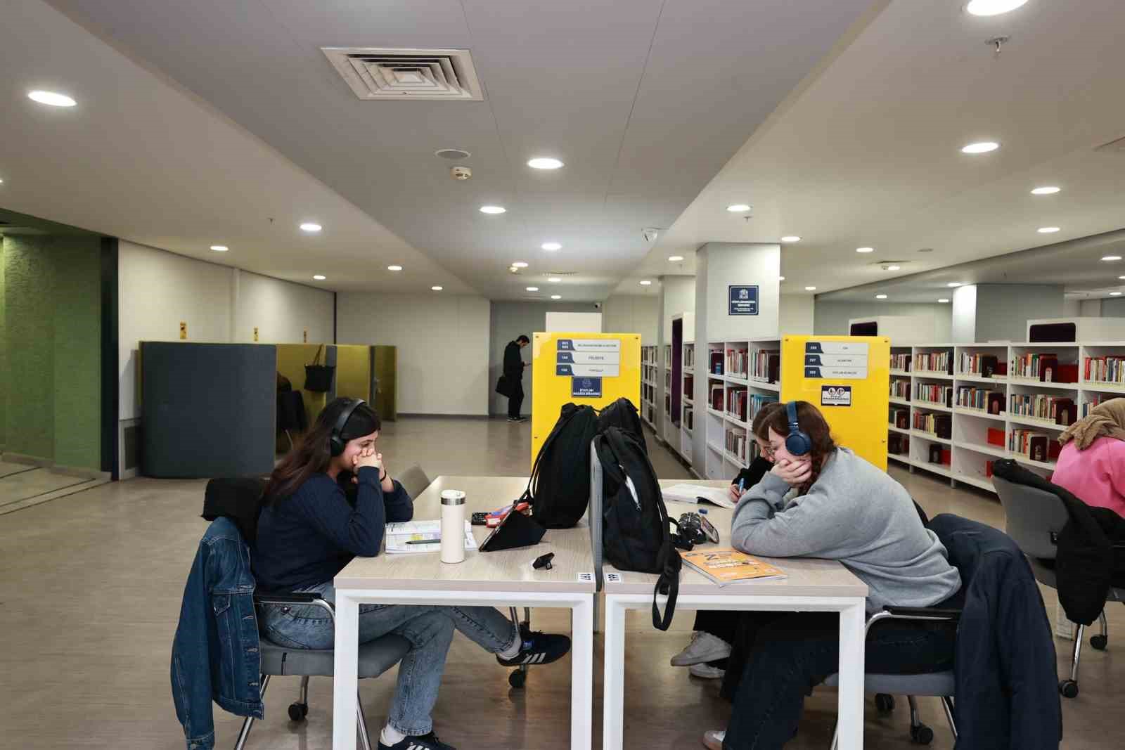 Gebze’de 6 kütüphane günde 2 bin 500 kişiye hizmet veriyor
