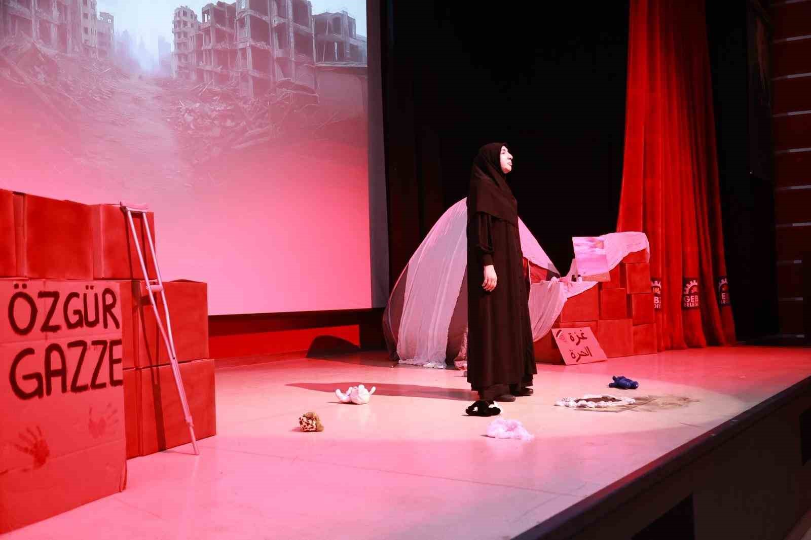 Gebze’de "Gazze’nin Kadınları" oyunu sahnelendi
