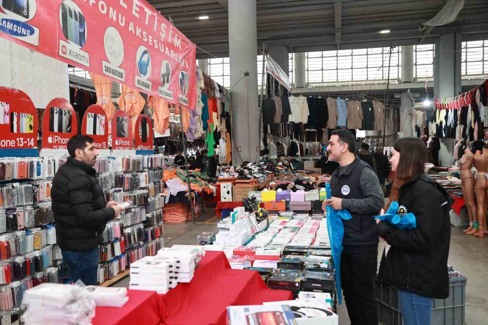 Gebze’de pazar yerlerinde "Atıksız Pazar" uygulaması başlatıldı

