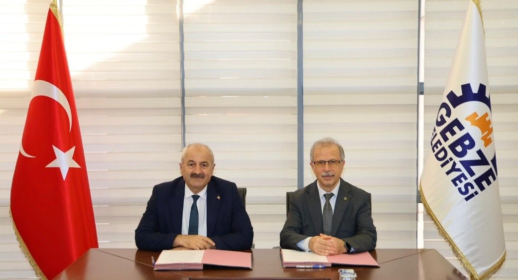 Gebze’de üstün zekalı öğrenciler için "Cevher Çocuk Projesi" başlıyor
Gebze’de üstün zekalı öğrenciler için "Cevher Çocuk Projesi" başlıyor