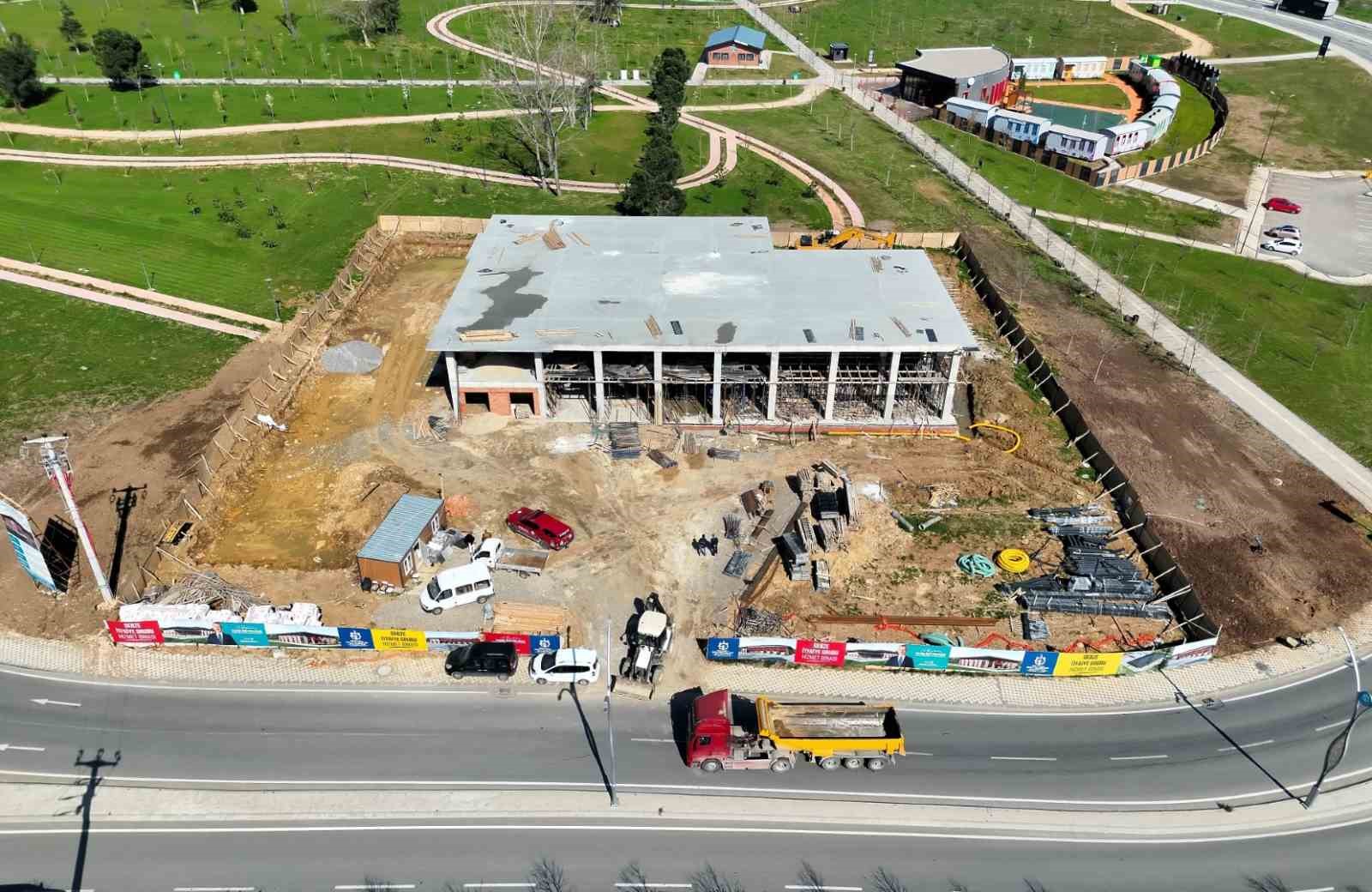 Gebze’de yeni itfaiye binasında çalışmalar yüzde 60’a ulaştı
Gebze’de yeni itfaiye binasında çalışmalar yüzde 60’a ulaştı