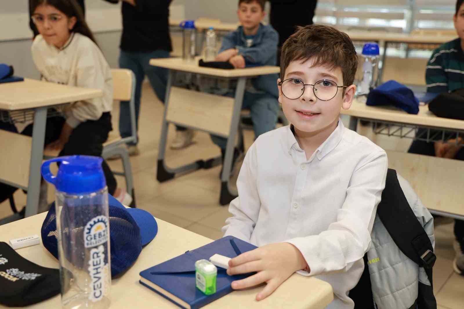 Gebze’nin cevher çocukları için ilk ders zili çaldı
