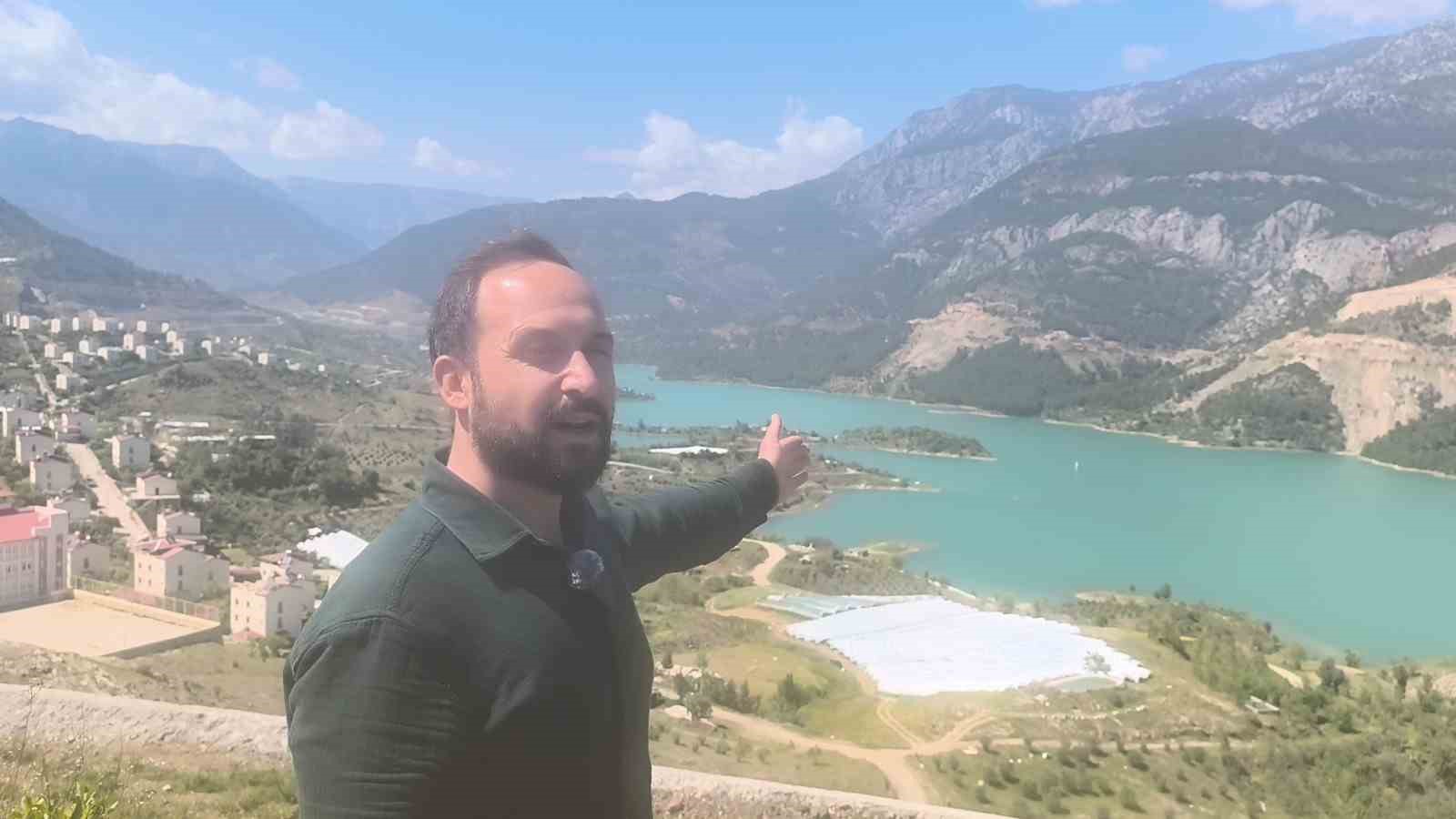 Geçmişin izi su üstünde: Minare ayakta
