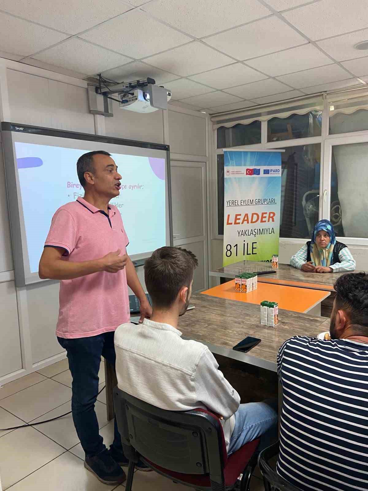 Gediz’de 5 yıllık kırsal kalkınma süreci başladı
