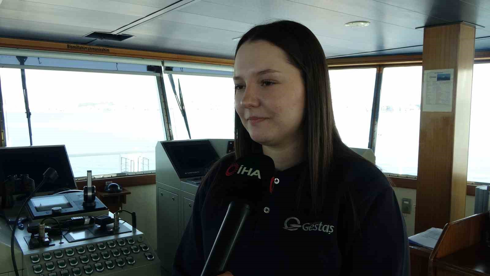 Geleceğin kadın kaptanları denizcilik sektörüne katkı için göreve hazırlanıyor
