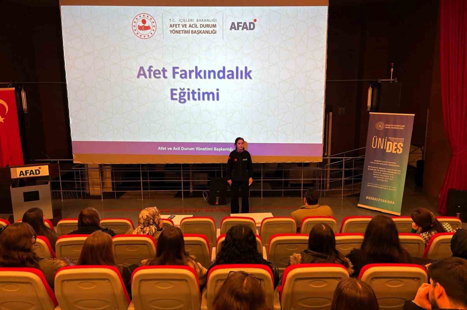 Geleceğin lojistikçileri afetlere hazırlanıyor
