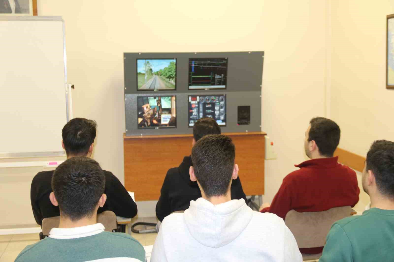 Geleceğin makinistleri bu merkezde yetişiyor
