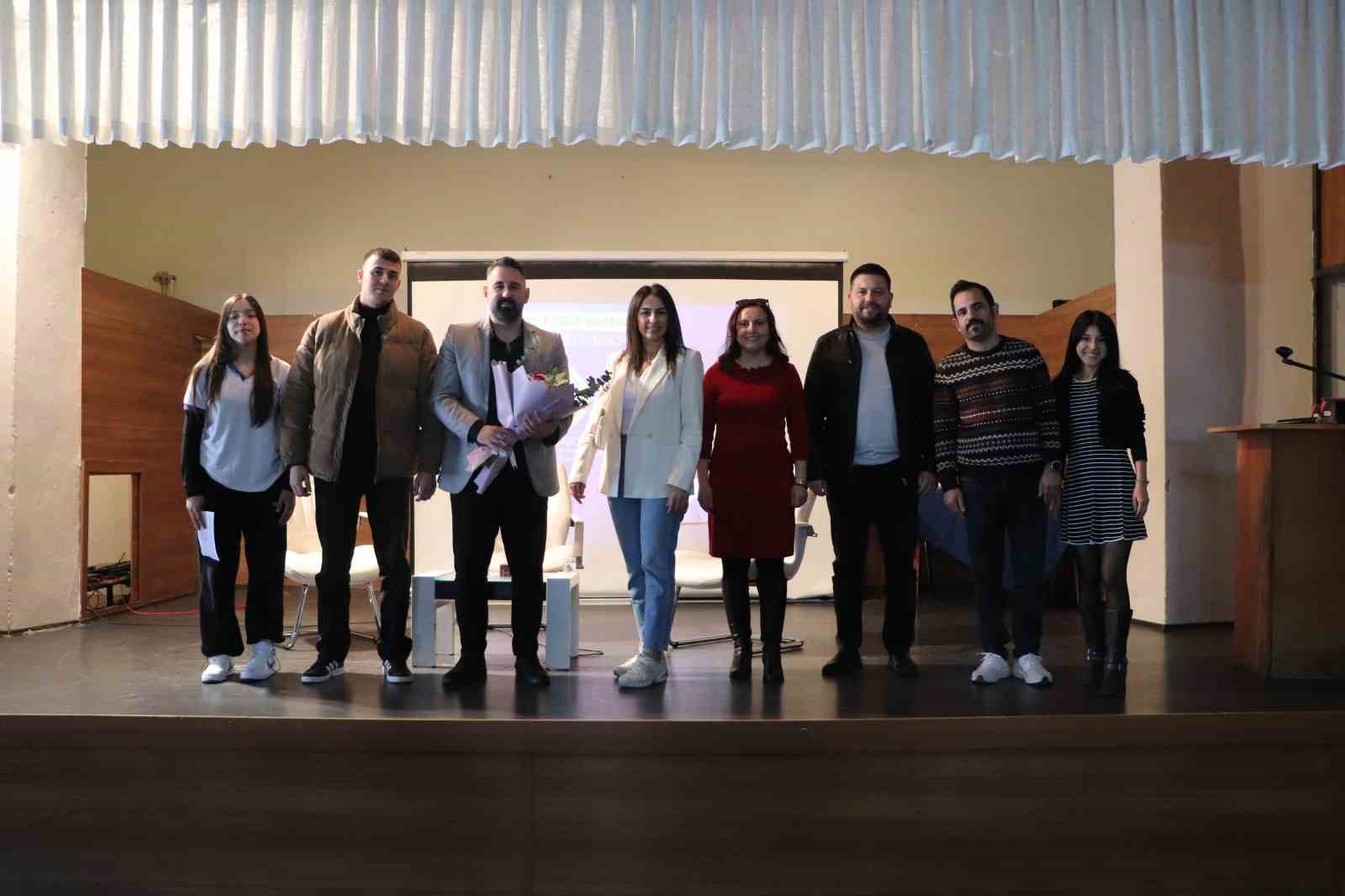 Geleceğin medya çalışanları sektör temsilcileriyle buluştu
