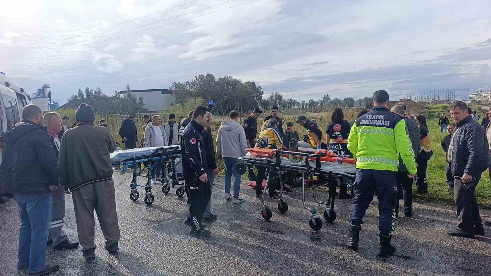 Gelen telefonla şantiyeye geri dönmek için ani manevra yaptı, muhtemel faciadan dönüldü
