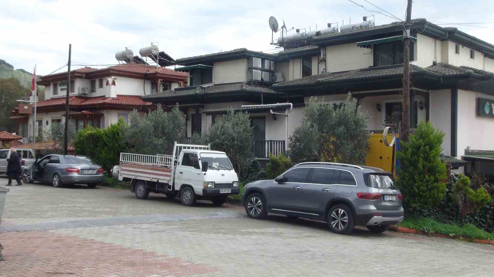 Geleneksel Akyaka mimarisi ile yapılan konaklama tesisleri kapanmaktan kurtuldu
Geleneksel Akyaka mimarisi ile yapılan konaklama tesisleri kapanmaktan kurtuldu