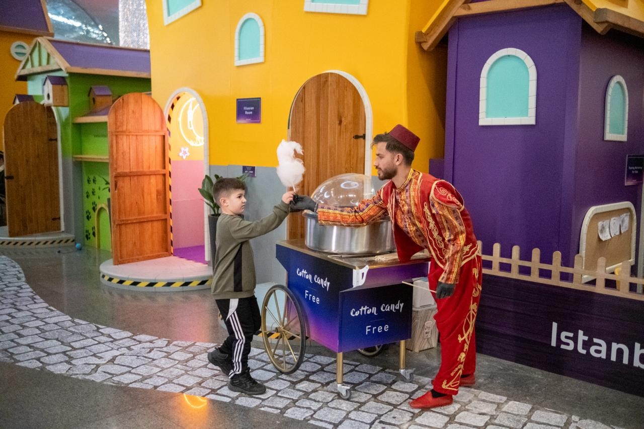 Gelenekten geleceğe: İGA İstanbul Havalimanı’nda "Ramazan Şenliği"
Gelenekten geleceğe: İGA İstanbul Havalimanı’nda "Ramazan Şenliği"