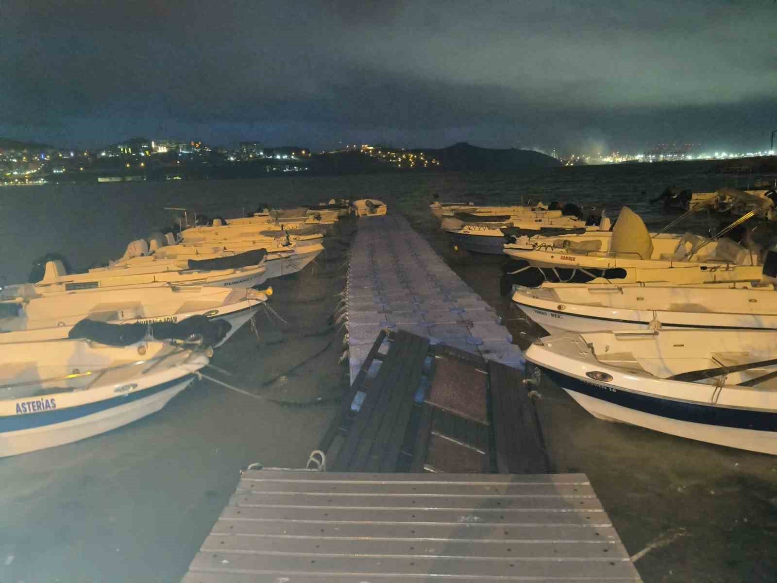 Gemlik ve Kumla’yı lodos vurdu, çok sayıda tekne battı
