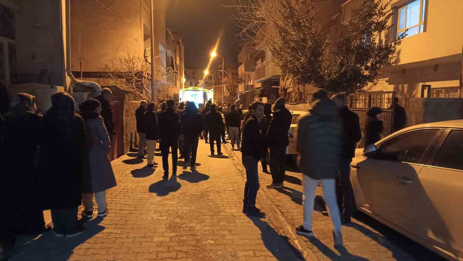 Genç kız sahurda tartıştığı babasını vurarak öldürdü
