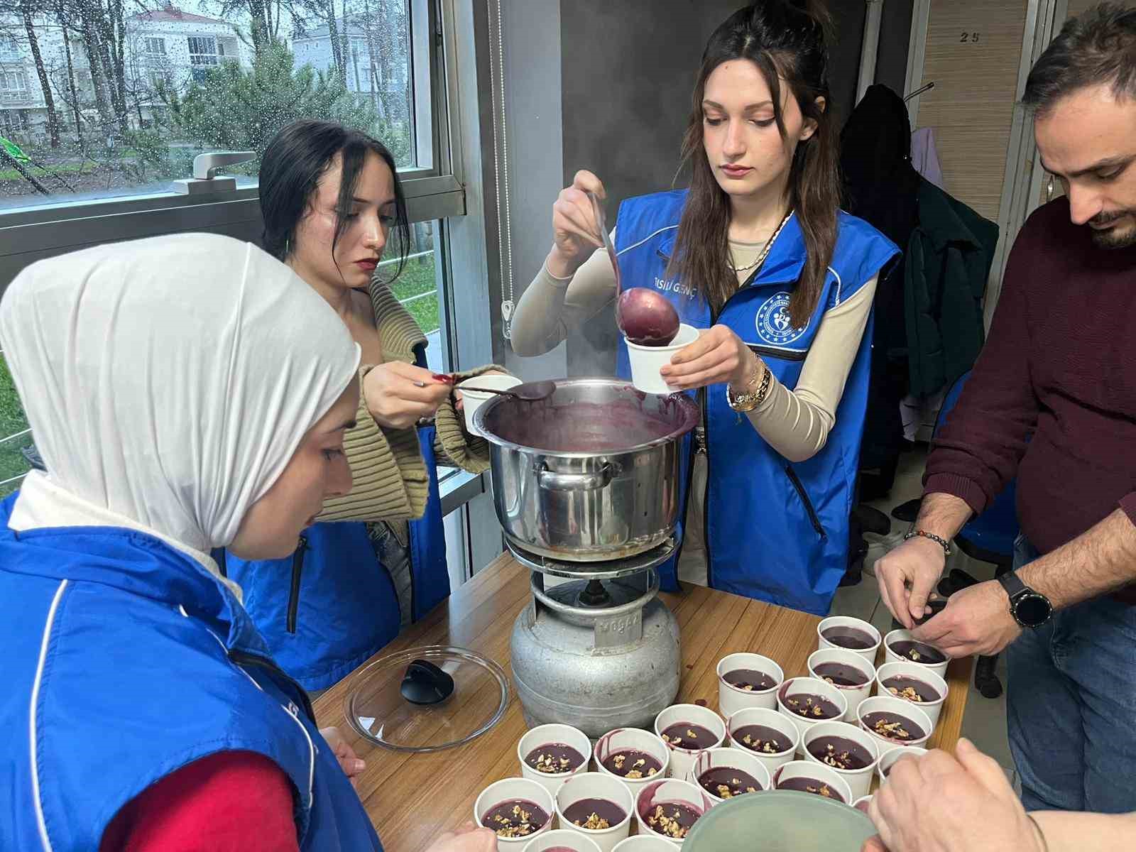 Gençler bu sefer Pepeçura yaptı
