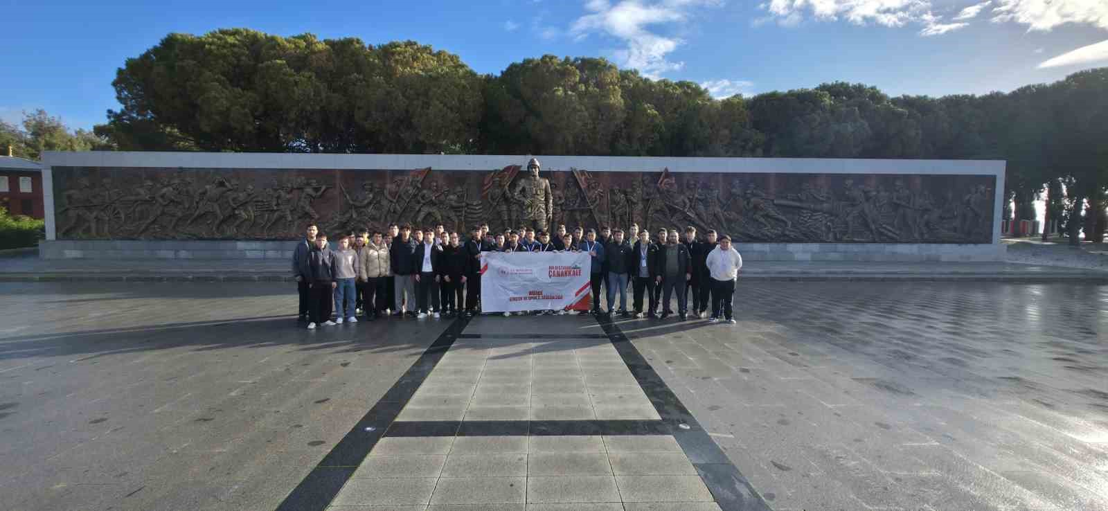 Gençler Çanakkale ruhunu yerinde yaşadı
