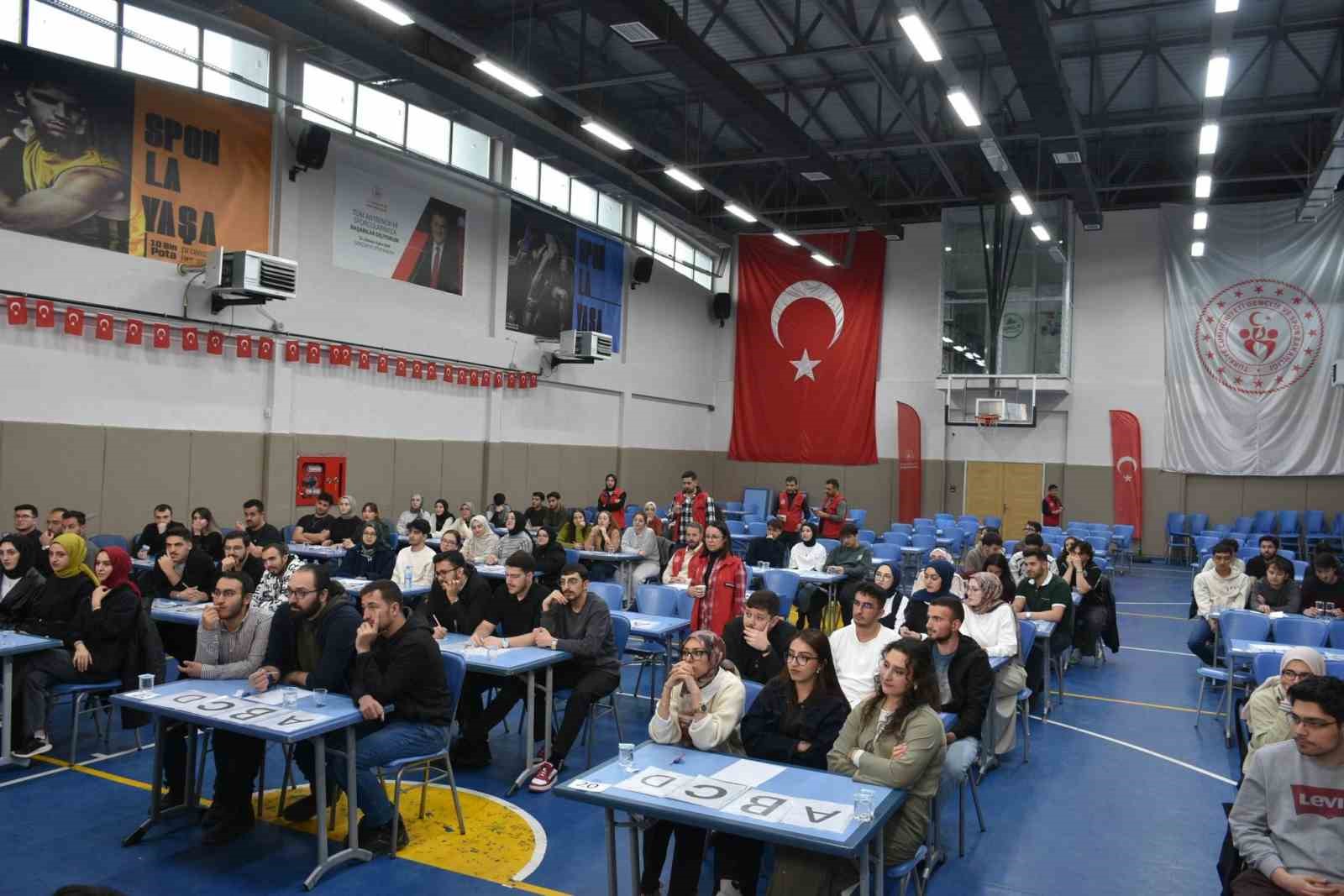 Gençler Erzurum’da bilgide yarıştı
