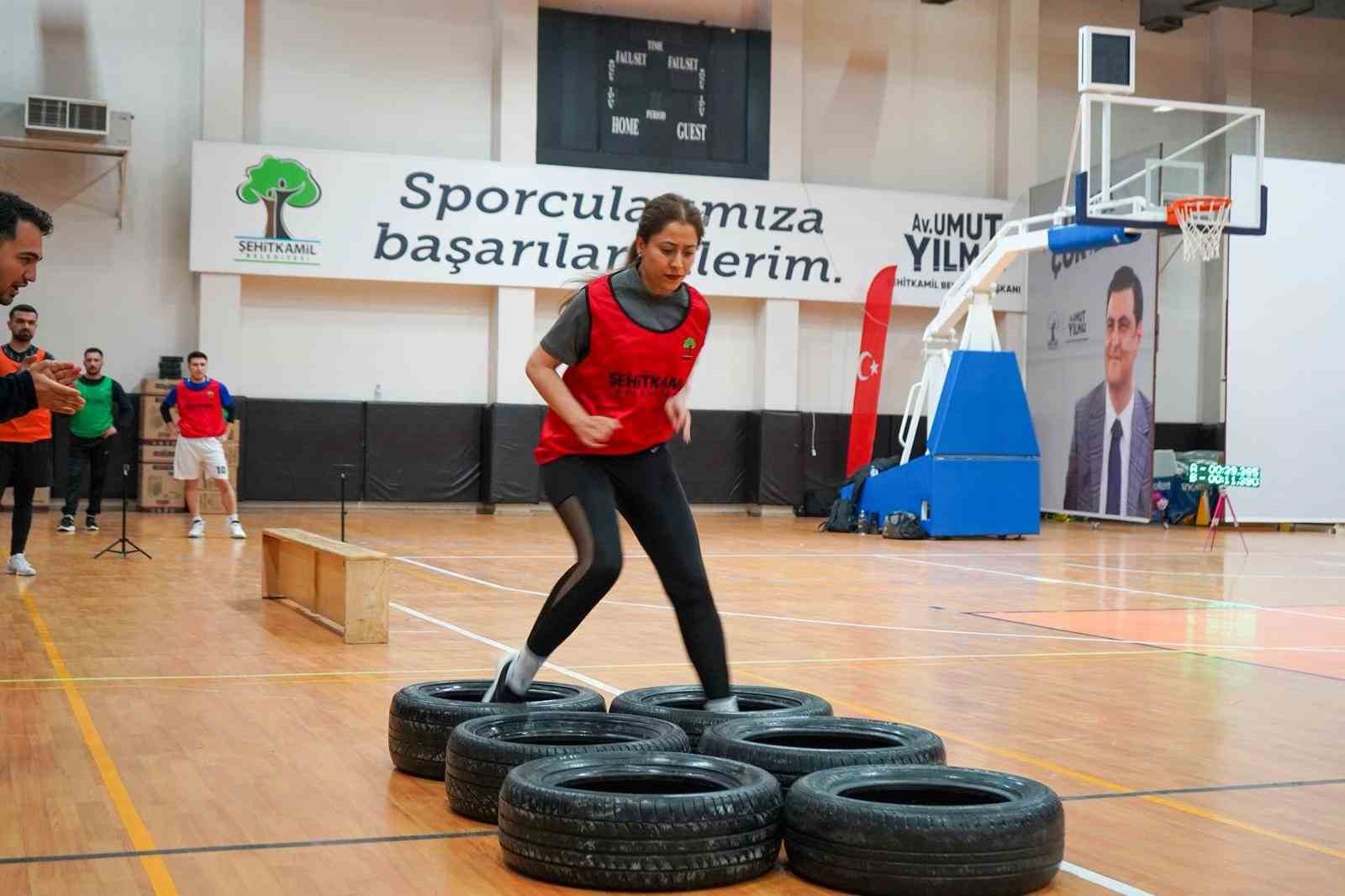 Gençler, hayallerine Şehitkamil’de hazırlanıyor
