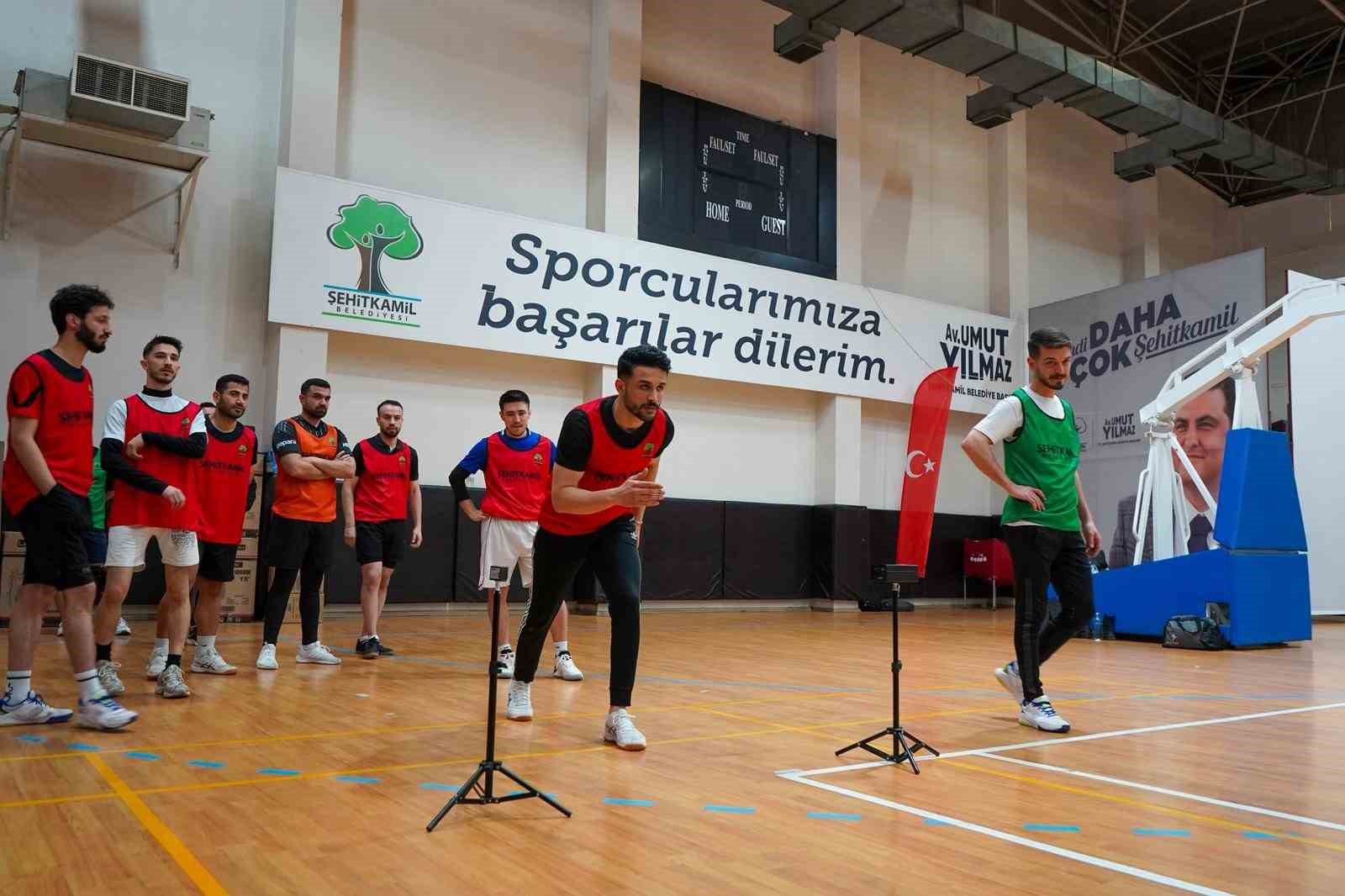 Gençler, hayallerine Şehitkamil’de hazırlanıyor
