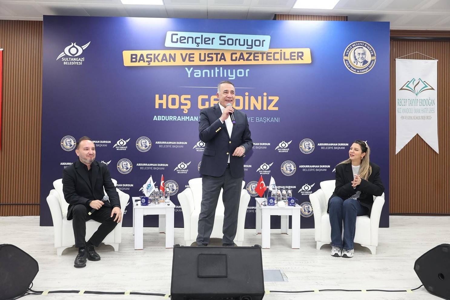 Gençler sordu usta gazeteciler ve Başkan Dursun yanıtladı
