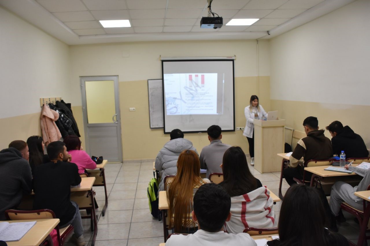 Gençler üniversite hayallerine ücretsiz kavuşuyor
