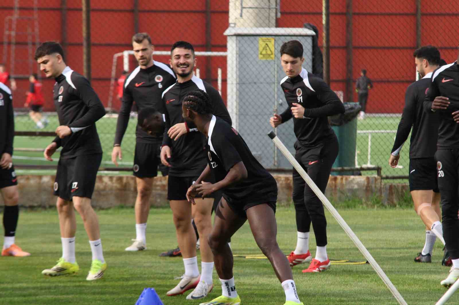 Gençlerbirliği, Galatasaray maçının hazırlıklarını sürdürdü
