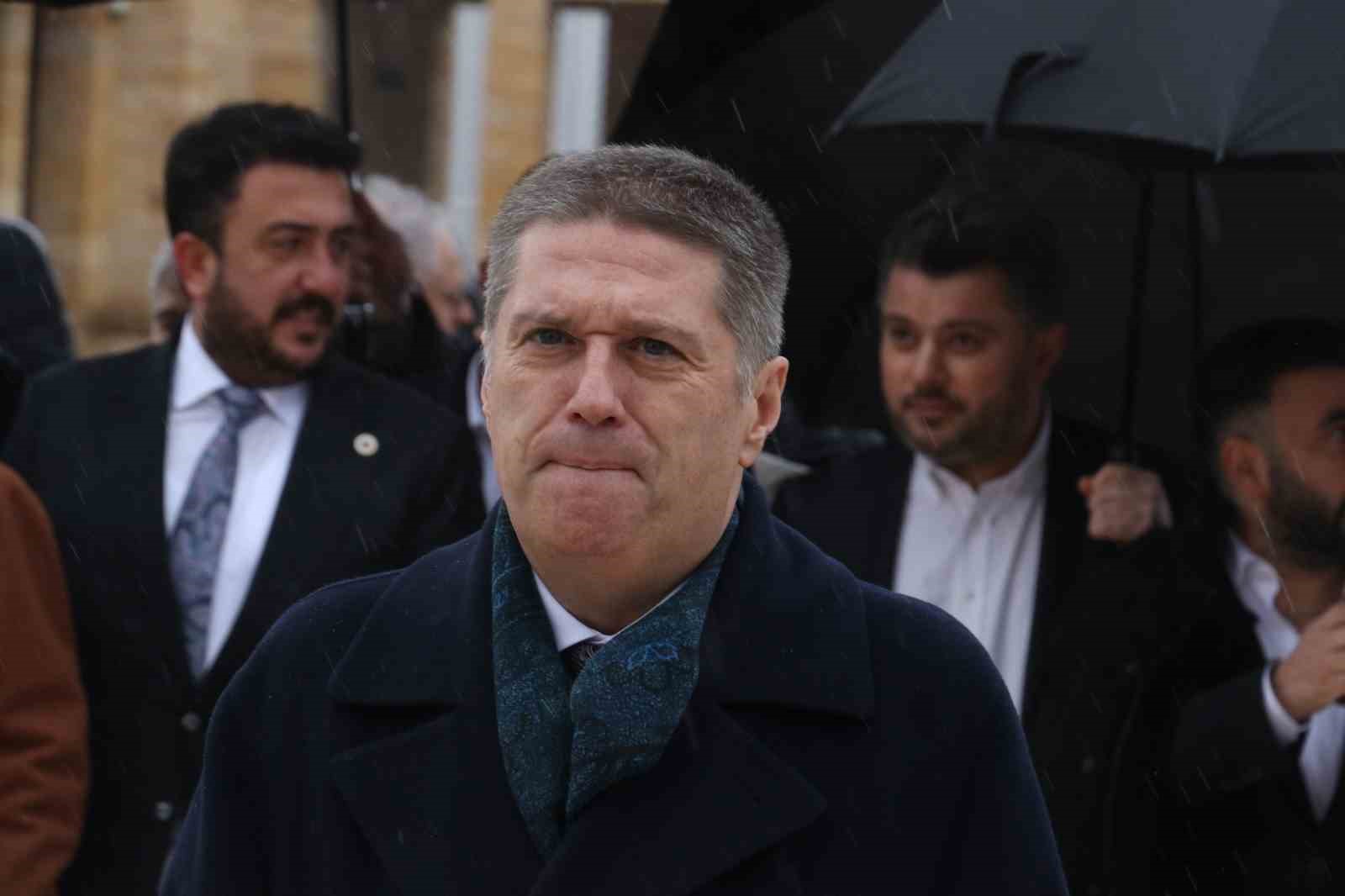 Gençlerbirliği’nden Anıtkabir ziyareti
