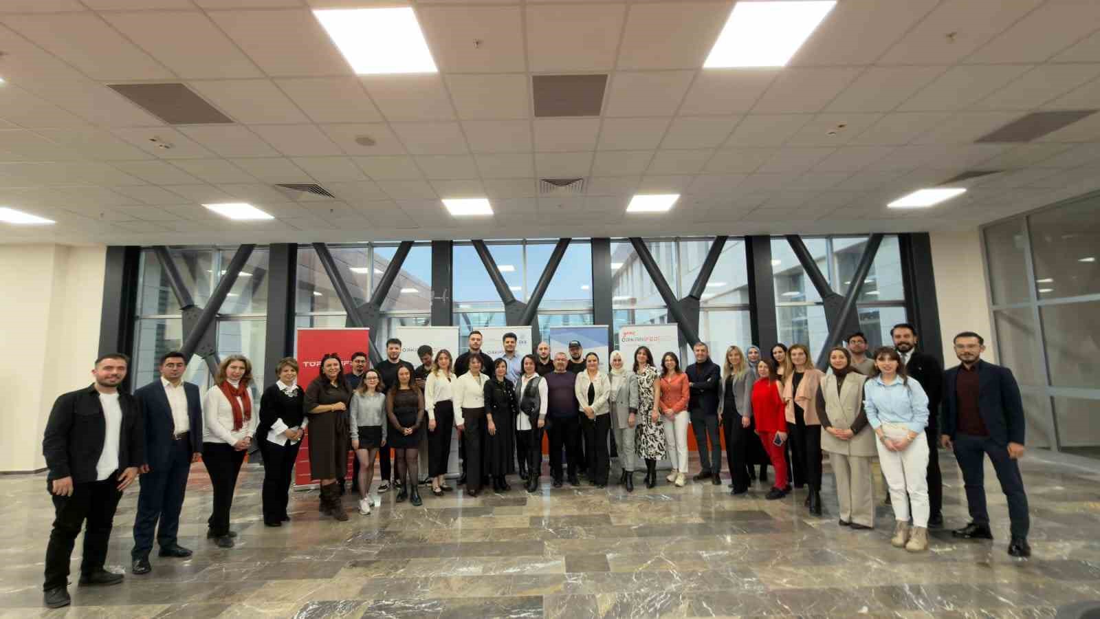 Gençlere yeni nesil mentorluk hamlesi: MentorX Connect bölgesel kalkınmaya güç katıyor
Gençlere yeni nesil mentorluk hamlesi: MentorX Connect bölgesel kalkınmaya güç katıyor