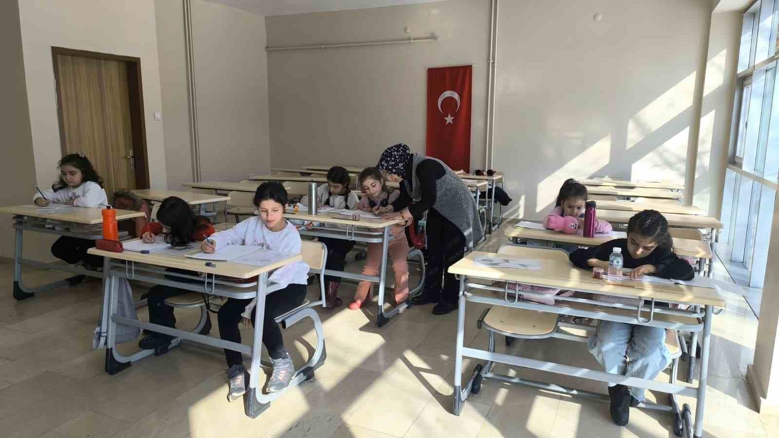 Gençlik Kış Kulübü, Muş’ta yarıyıl tatiline renk katıyor
