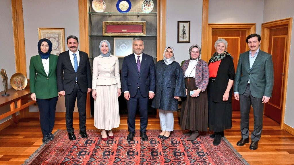 Gençlik ve Spor Bakan Yardımcısı Gürsoy, Eskişehir’de öğrencilerle buluştu
