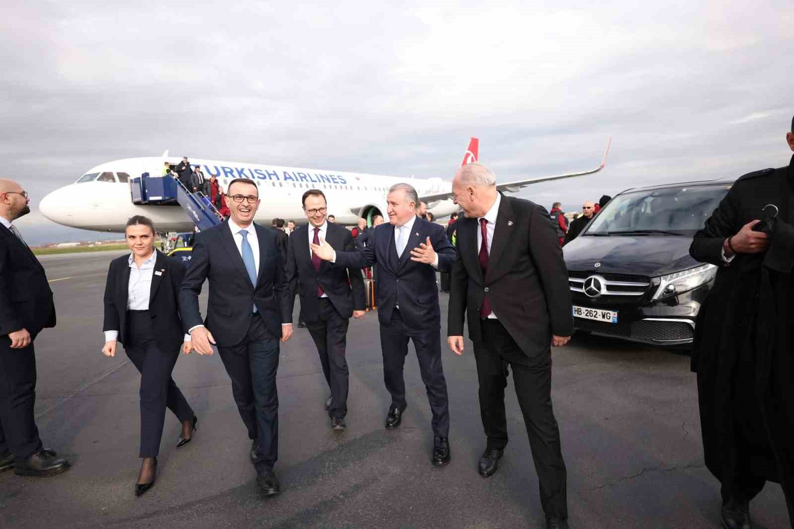 Gençlik ve Spor Bakanı Bak Kosova’da
