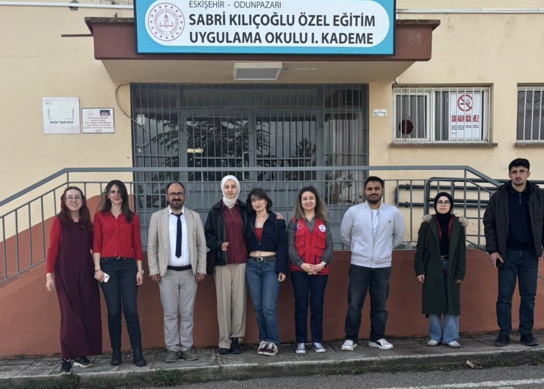 Gençlik ve Spor İl Müdürlüğü’nden otizmli çocuklara anlamlı ziyaret
