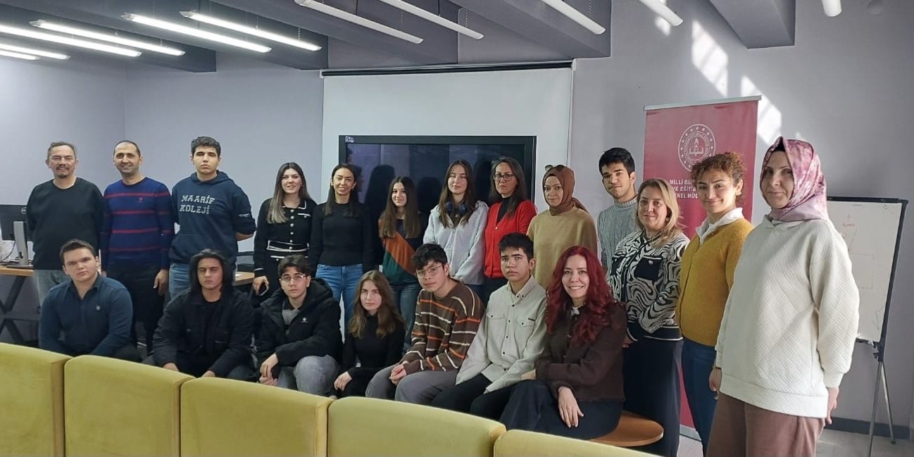 ’GençTek Eskişehir İl Organizasyon Öğrenci Ekibi Toplantısı’ yapıldı
