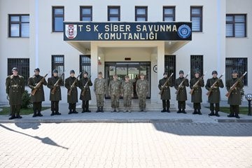 Genelkurmay Başkanı Bayraktaroğlu, NATO Kilitli Kalkan 2026 Tatbikatı Seçkin Gözlemci Günü’ne katıldı
