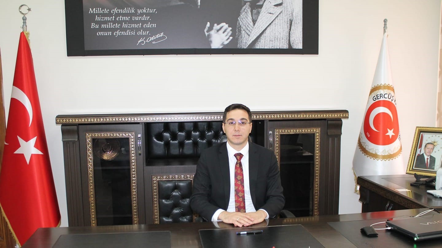 Gercüş Kaymakamı Muhammed Öztaş yılın idarecisi seçildi
