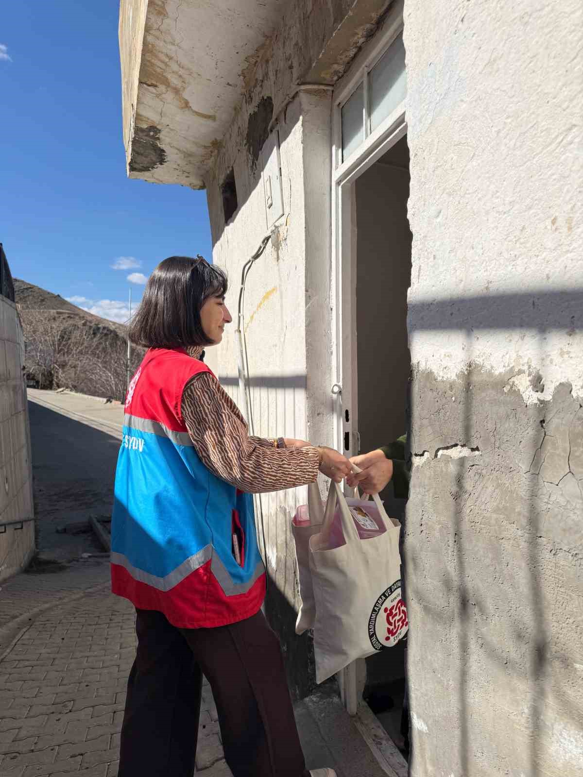 Gercüş’te öğrencilere güne merhaba kahvaltısı
