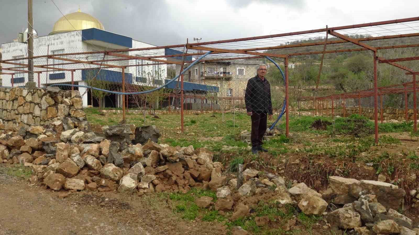 Gercüş’te sağanak yağış sel getirdi
