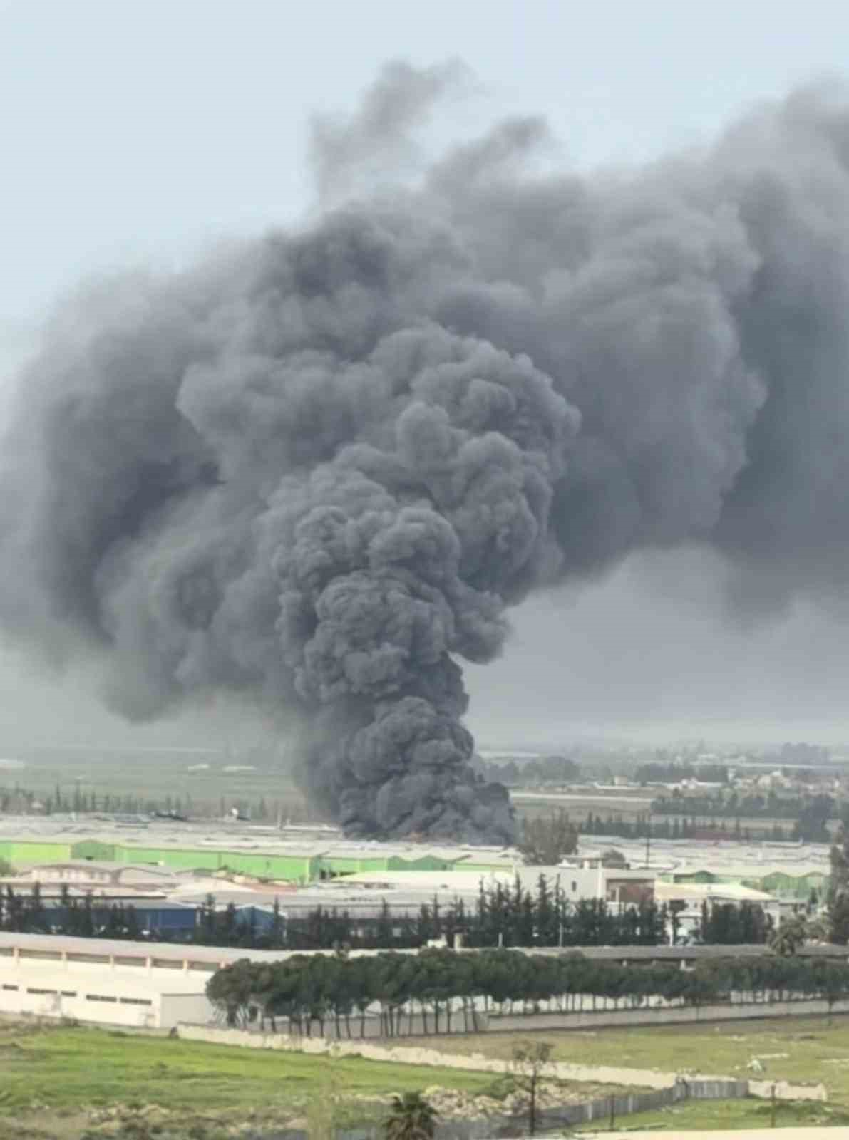 Geri dönüşüm fabrikasında yangın çıktı
