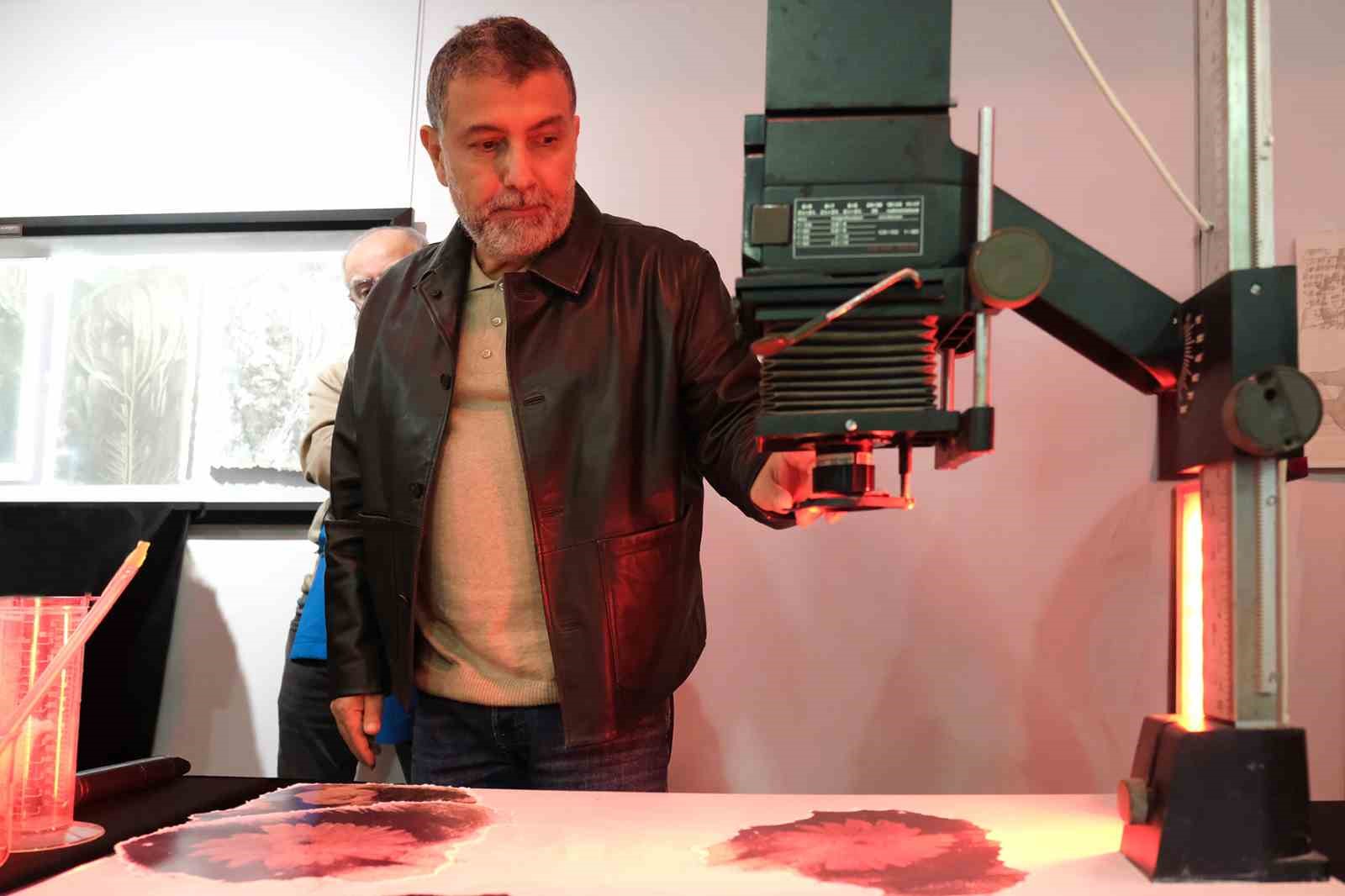 Geri dönüşümün hikayesi "Yeniden" Sergisi ile sanatseverlerle buluştu
