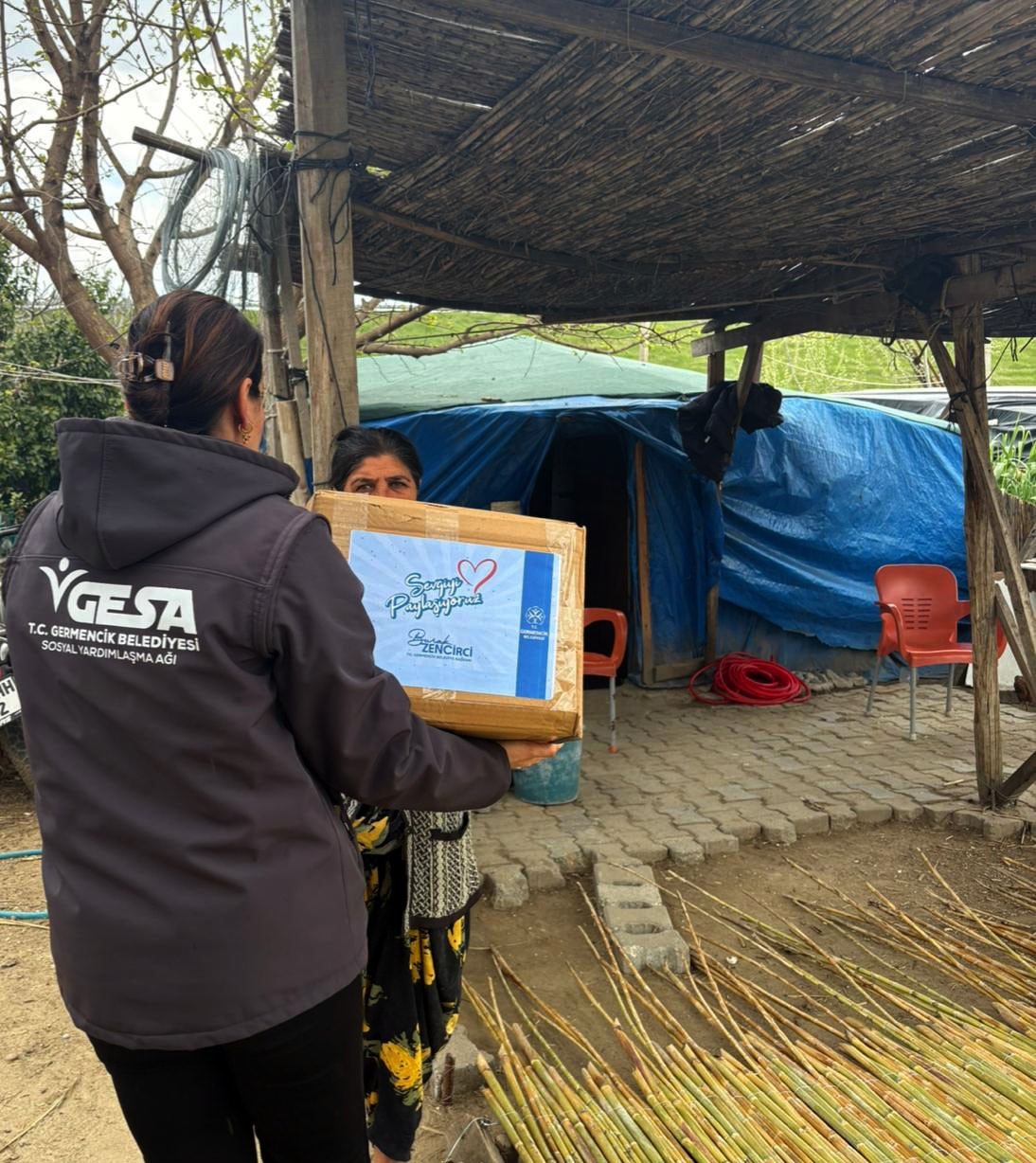 Germencik Belediyesi’nden ihtiyaç sahiplerine yıl boyu destek
