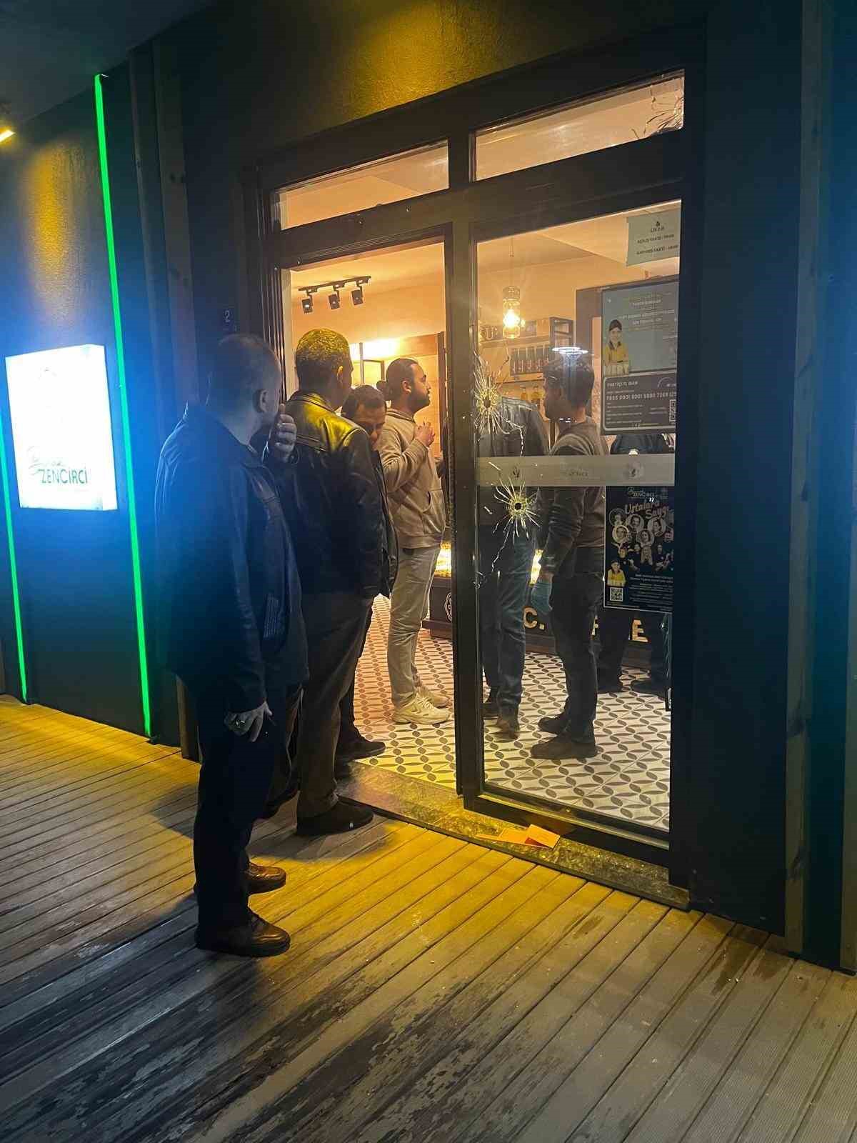 Germencik’te belediyenin satış mağazasına silahlı saldırı
