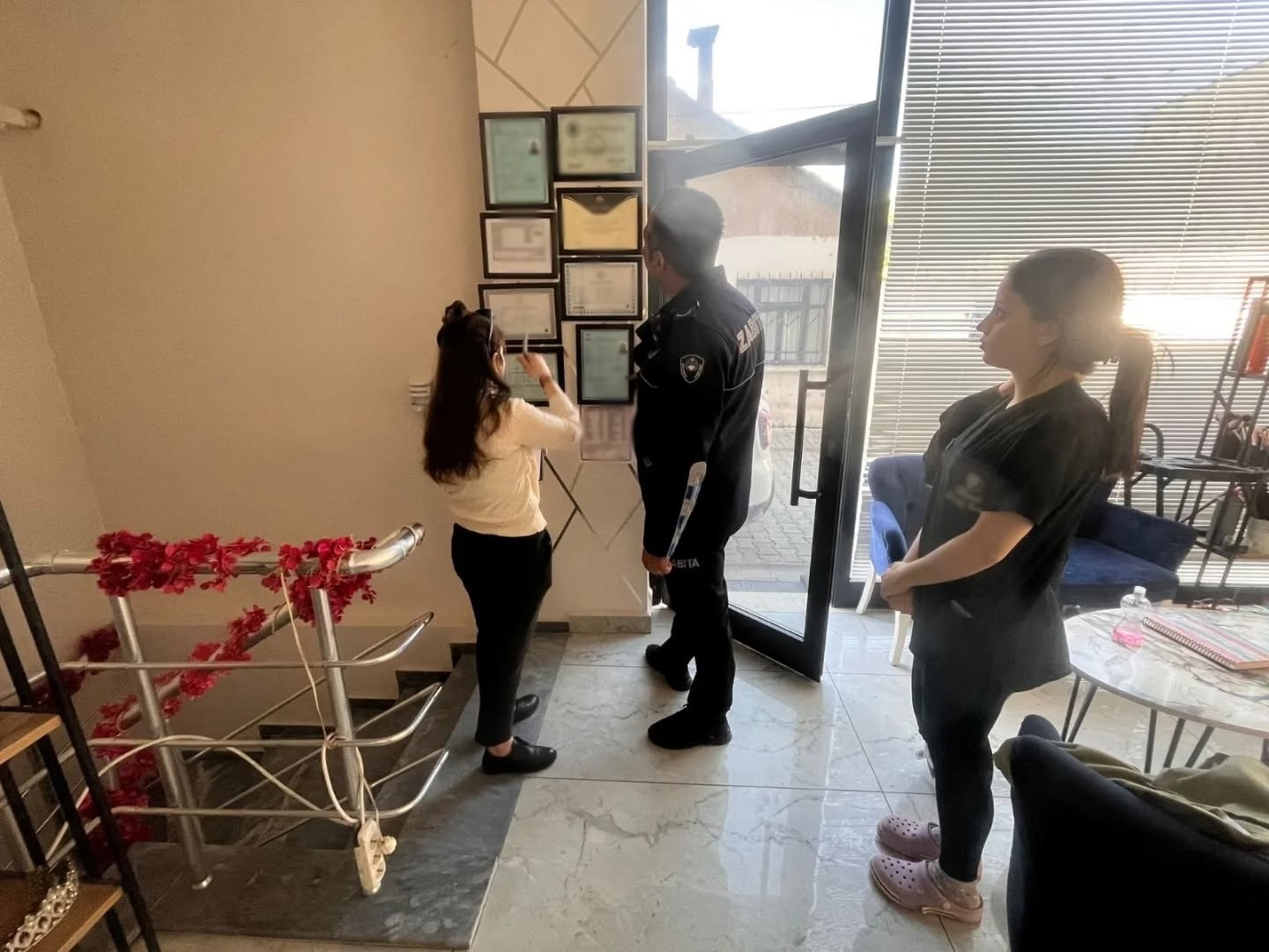 Germencik’te ticari işletmelere zabıta denetimi sürüyor
