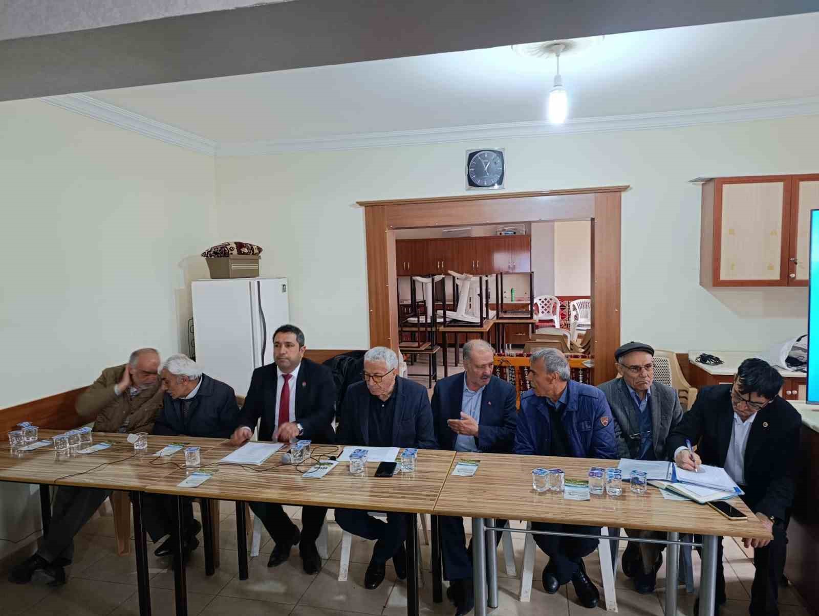 Gezin için birlik beraberlik toplantısı
