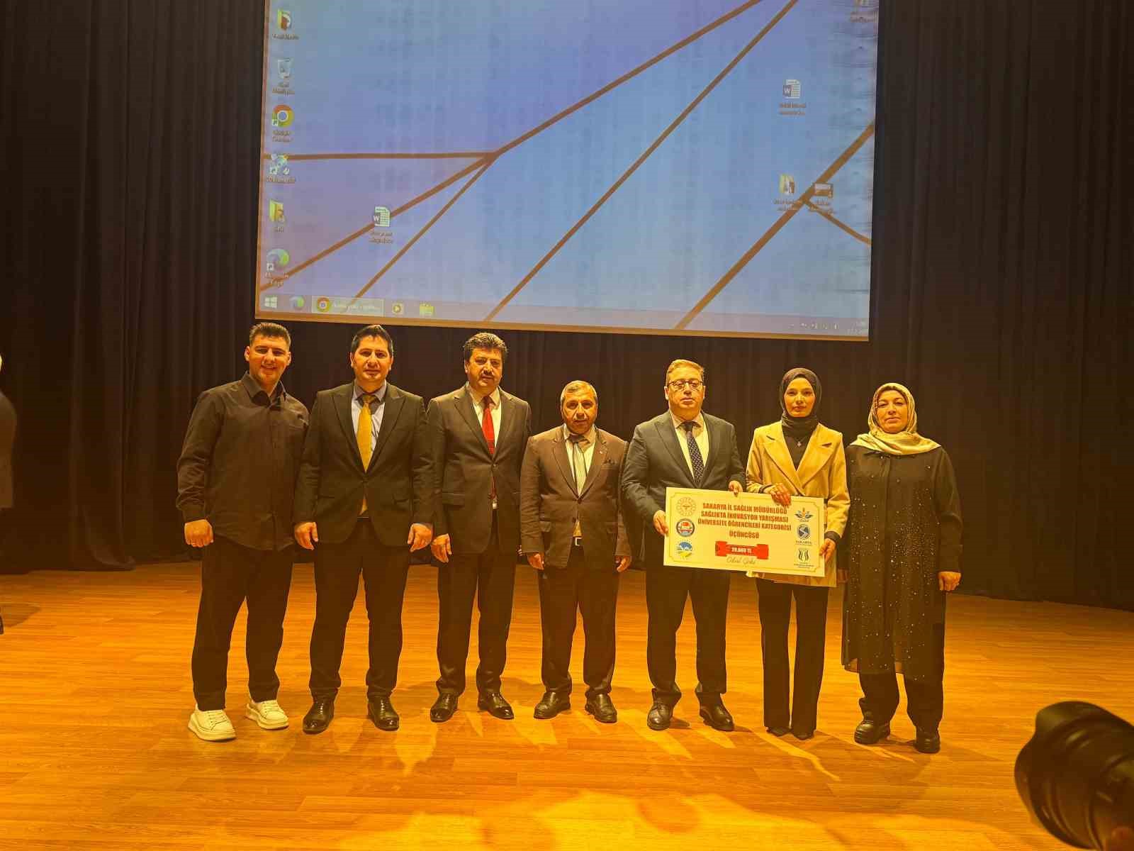 GİBTÜ ebelik bölümü öğrencisi Sedef Altun Türkiye üçüncüsü oldu
GİBTÜ ebelik bölümü öğrencisi Sedef Altun Türkiye üçüncüsü oldu