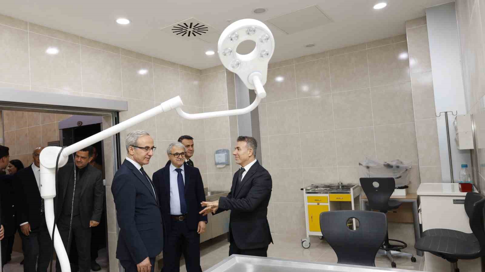 GİBTÜ’de dünya standartlarında laboratuvar hizmete girdi
GİBTÜ’de dünya standartlarında laboratuvar hizmete girdi