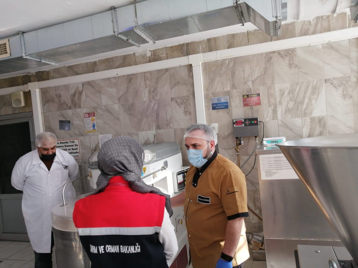 Gıda satışı yapan işyerleri denetlendi
