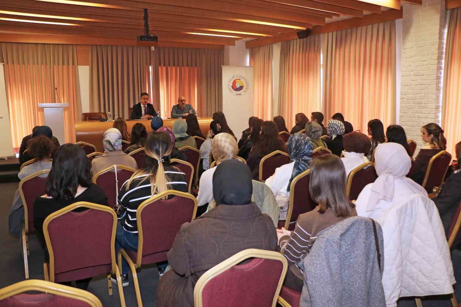 Giresun Üniversitesi’nde öğrenciler meslek temsilcileriyle buluşuyor
