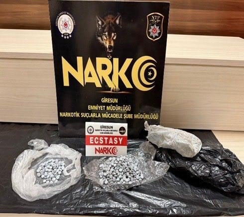 Giresun’da uyuşturucu operasyonu: 29 tutuklama
Giresun’da uyuşturucu operasyonu: 29 tutuklama
