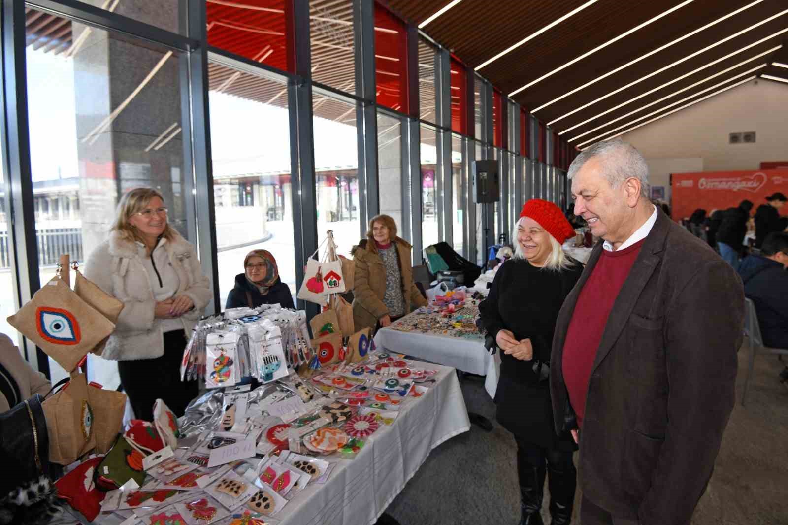 Girişimci kadınların el emeği Osmangazi Meydanı’nda buluştu

